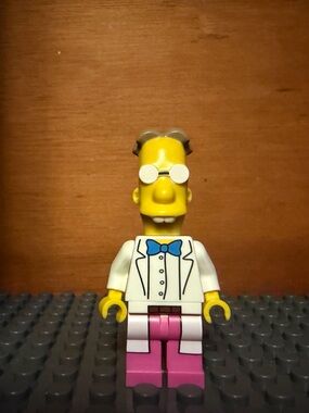 LEGO The Simpsons Professor Frink Minifigure